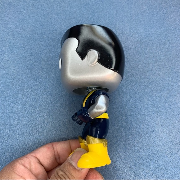 Funko POP Marvel Deadpool Vinyl Bobble-Head Colossus #316 Vaulted - Picture 3 of 6